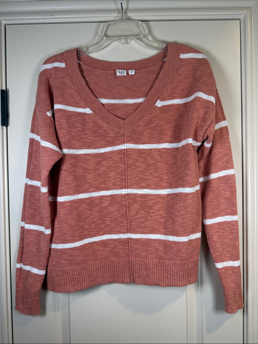 GAP Dusty Rose and White Striped V-Neck Sweater - Size M